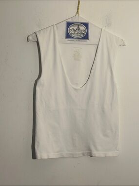 Women’s White Scoop-Neck Tank Top